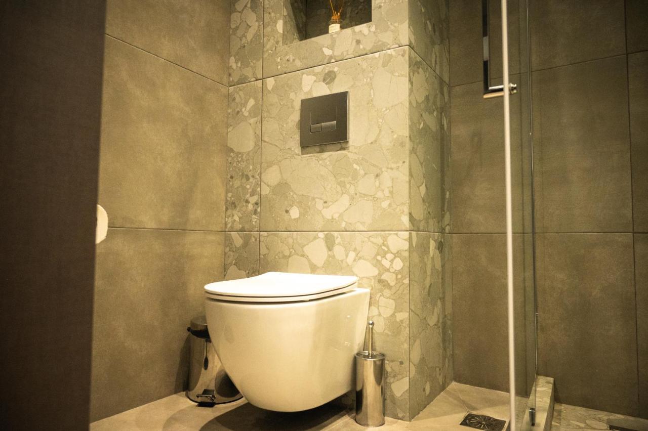 Central Old Town- Ladadika Apartment Tesalonika Bagian luar foto